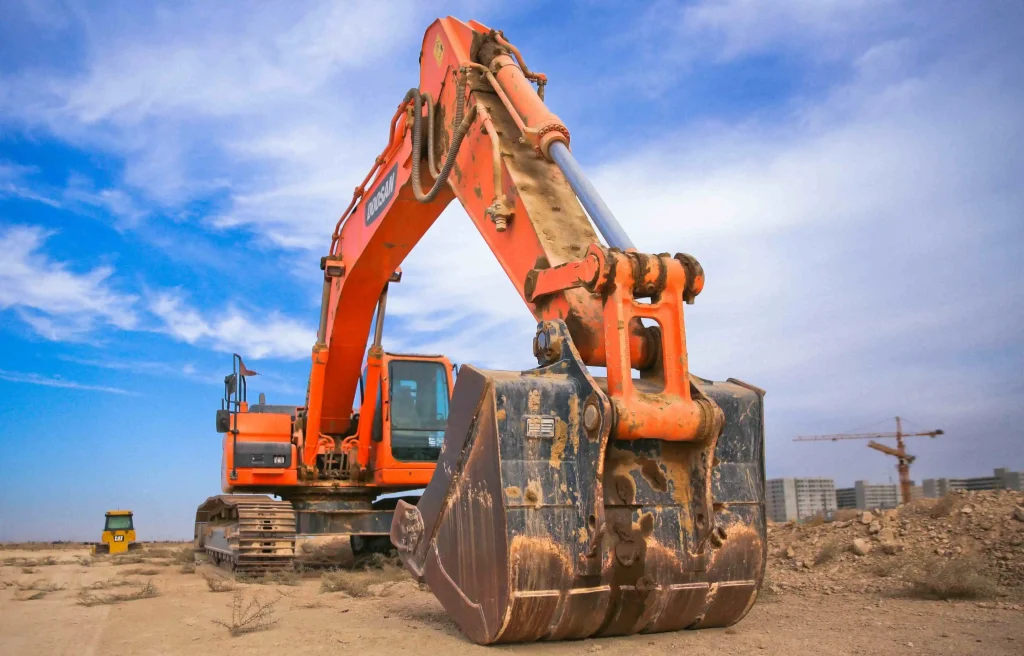 Excavator BCP Heavy Rental tampak samping